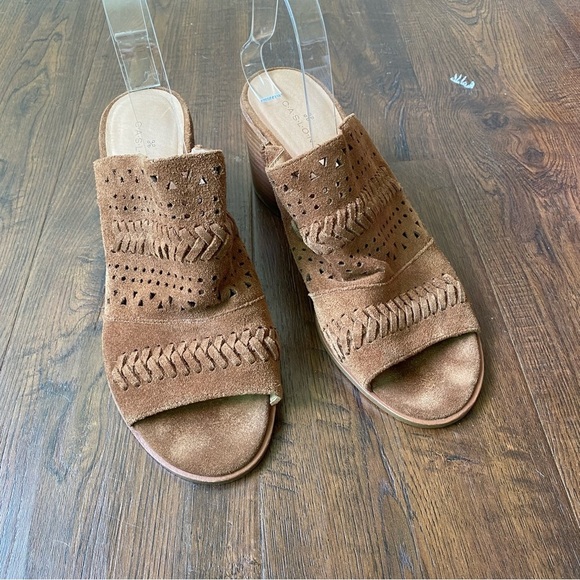 Caslon Brown Suede Maggie Slides Sandals Mules With Geometric Cutouts SZ 9.5 - Picture 1 of 10